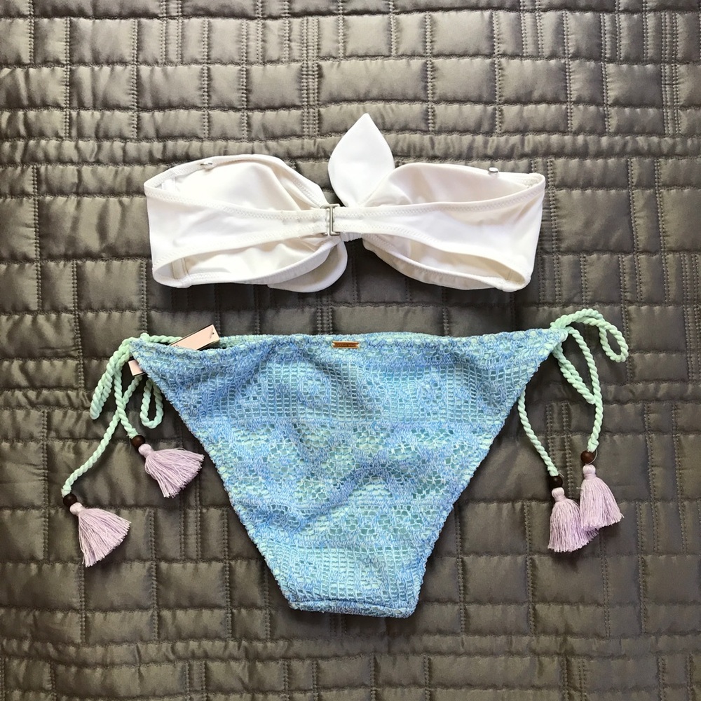 VS adorable swim suit❤️ - Picture 2 of 5